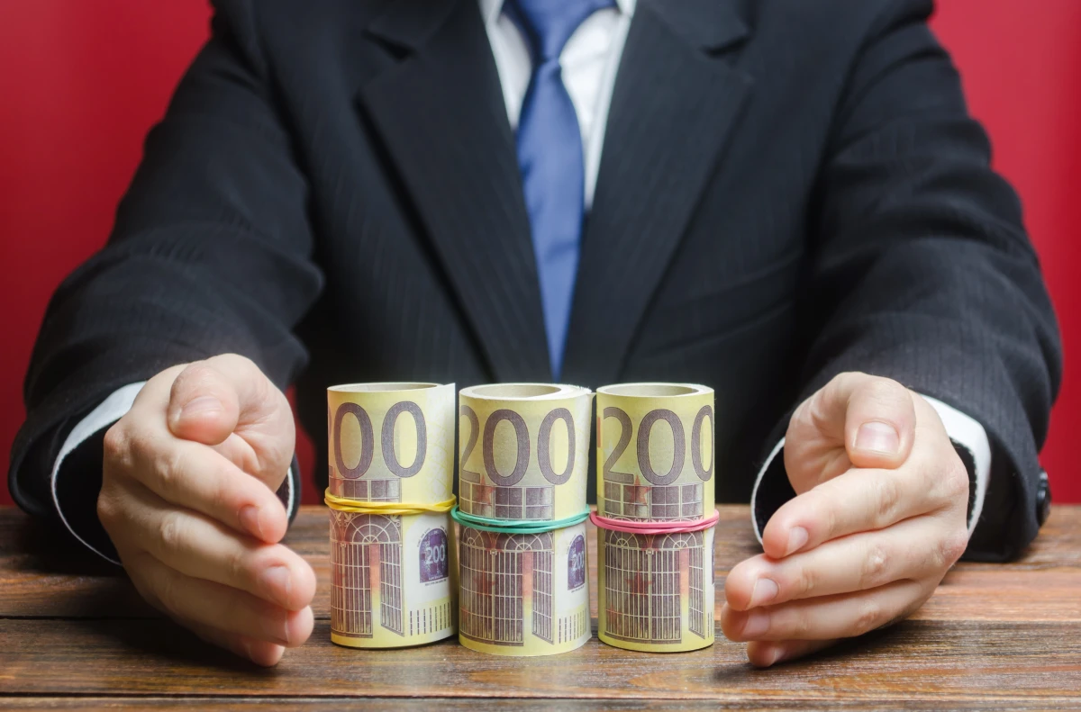 Le Crowdfunding Immobilier : Opportunités et Défis pour les Investisseurs Audacieux